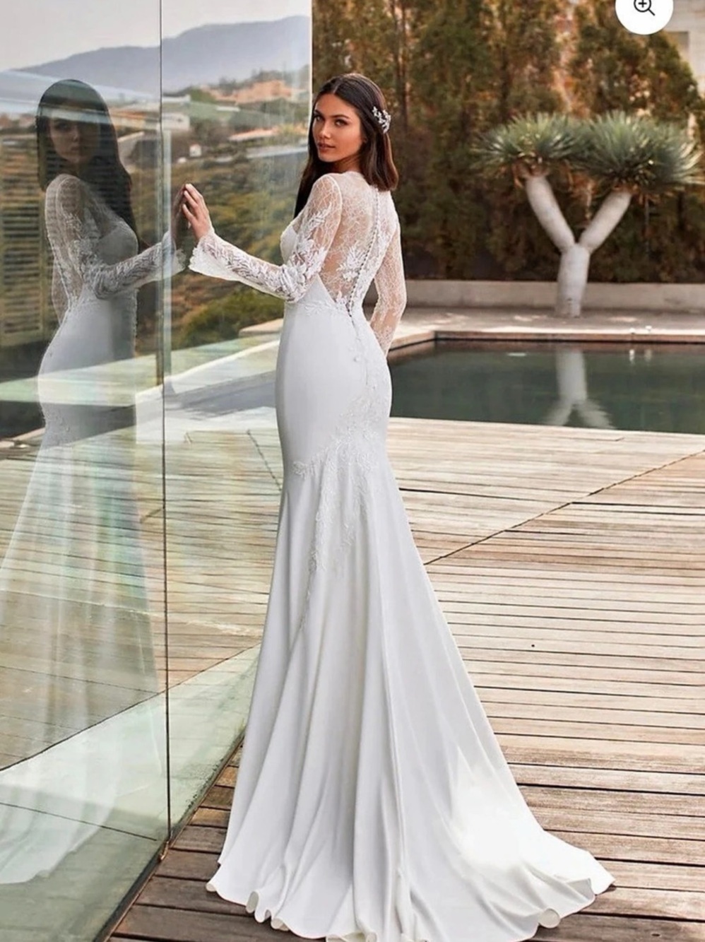 Pronovias Charlie wedding dress from Kleinfield - Picture 2 of 4